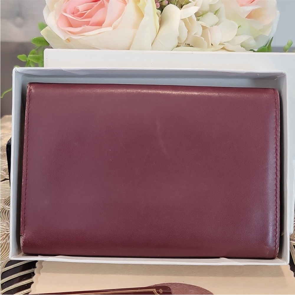 Authentic Cartier kisslock wallet - Picture 3 of 9